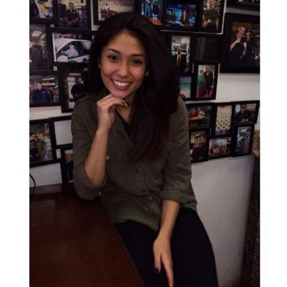 Meet your Posher, Rina